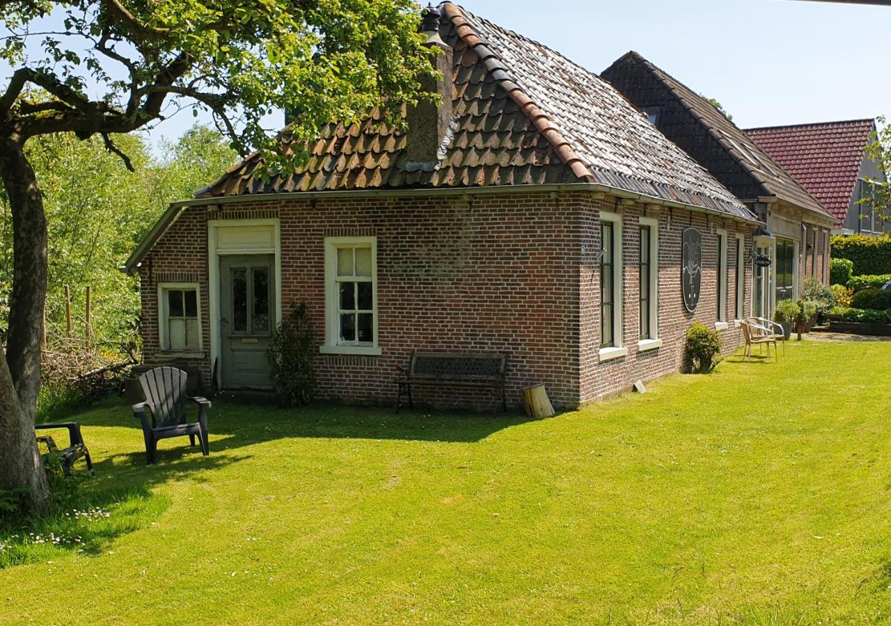 Fakansjehus Sfeervol Met Fijne Tuin Jirnsum Exteriör bild